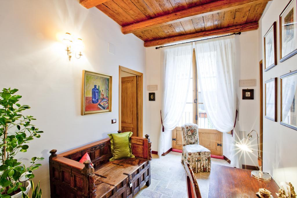 B&B Il Marchese Del Grillo スルモナ エクステリア 写真
