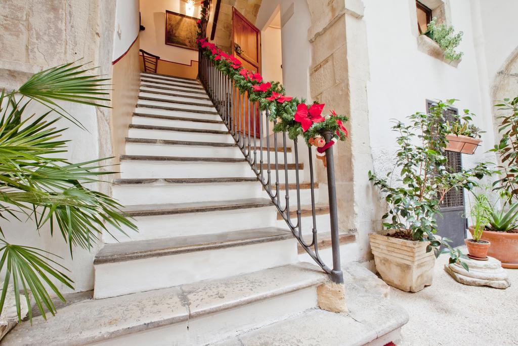 B&B Il Marchese Del Grillo スルモナ エクステリア 写真