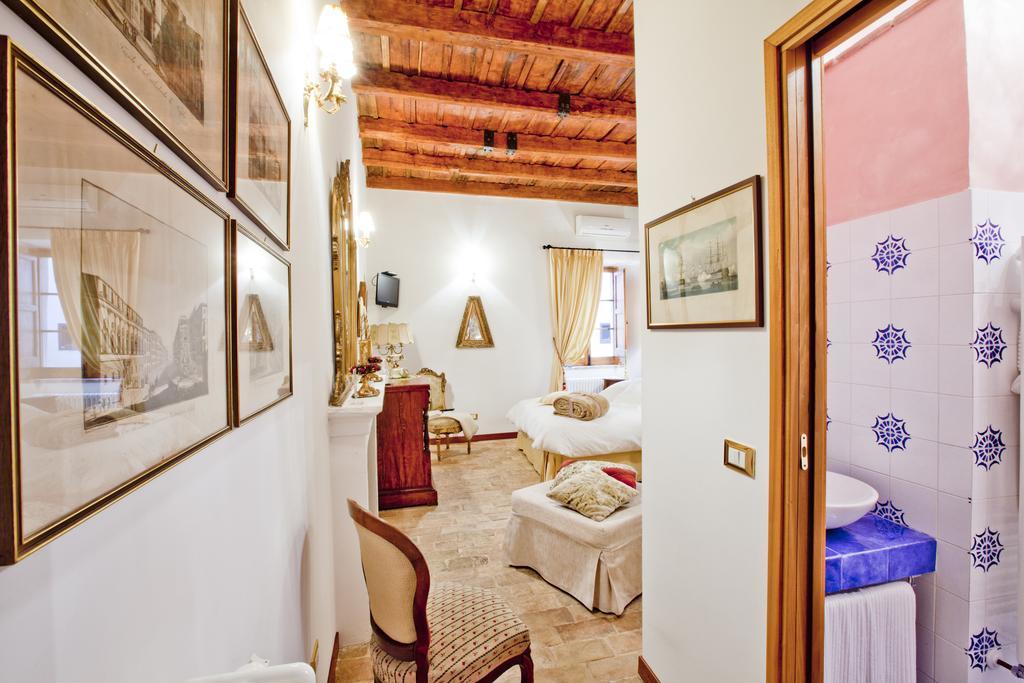 B&B Il Marchese Del Grillo スルモナ 部屋 写真