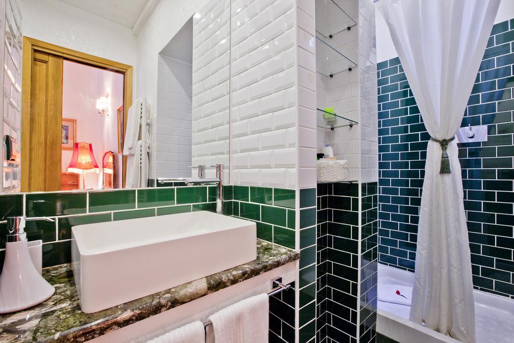 B&B Il Marchese Del Grillo スルモナ 部屋 写真